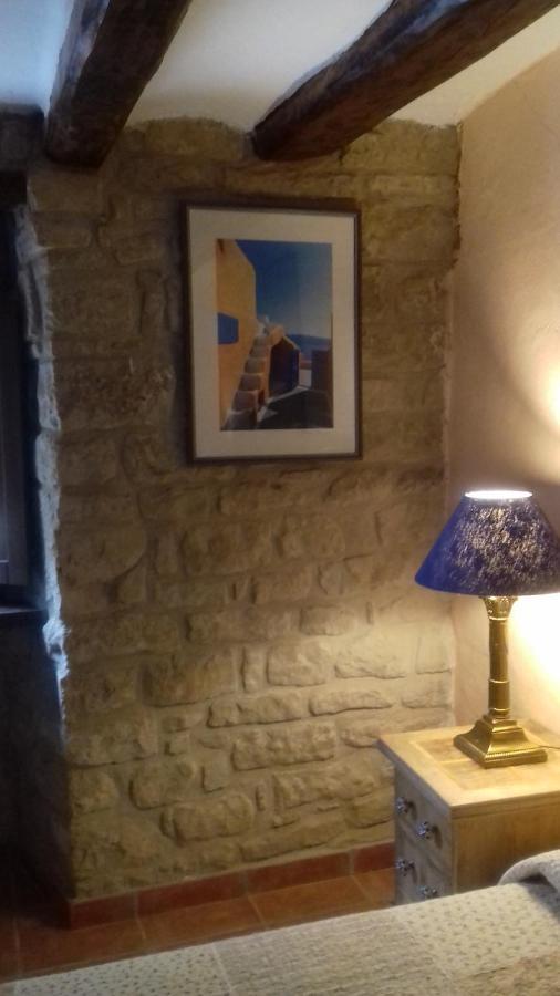 Casa Amparo Bed and Breakfast San Martín de Unx Εξωτερικό φωτογραφία