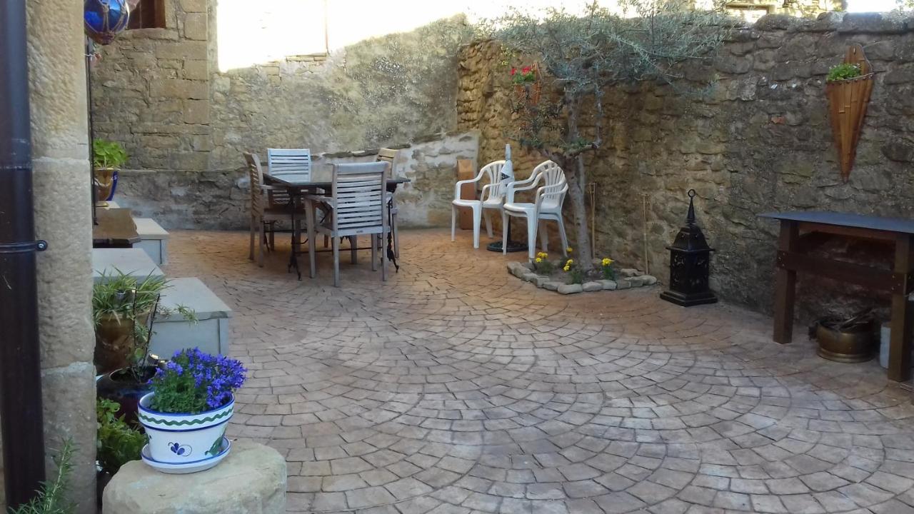 Casa Amparo Bed and Breakfast San Martín de Unx Εξωτερικό φωτογραφία