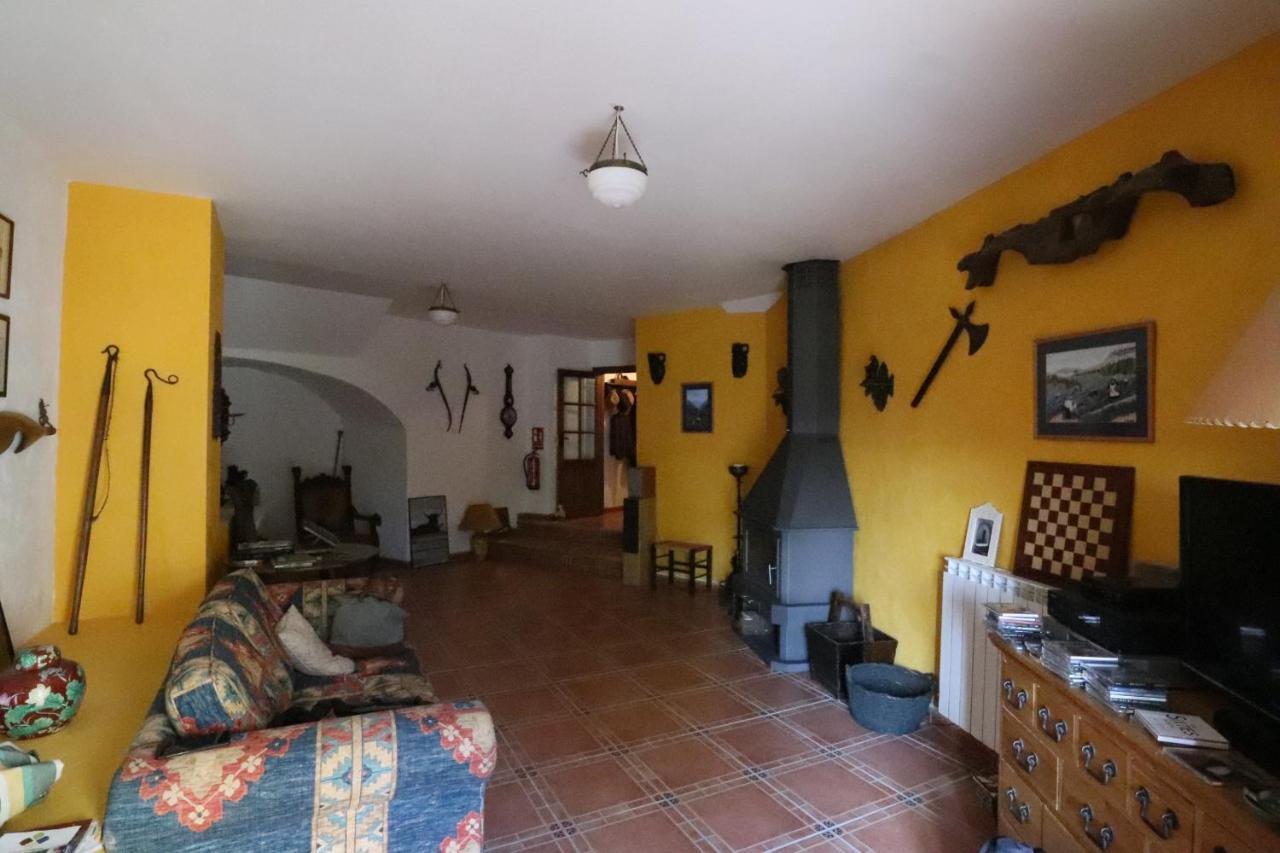 Casa Amparo Bed and Breakfast San Martín de Unx Εξωτερικό φωτογραφία