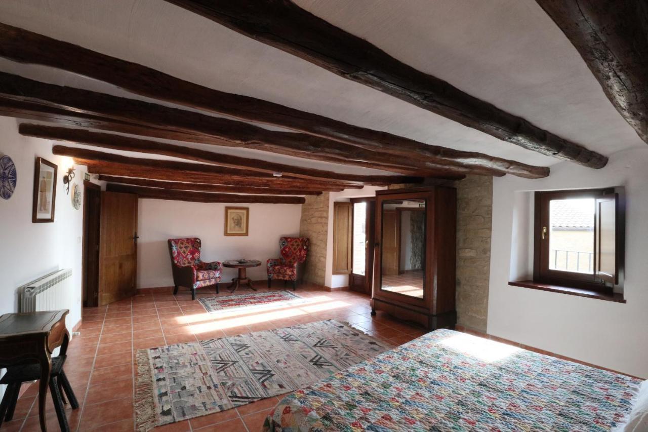 Casa Amparo Bed and Breakfast San Martín de Unx Εξωτερικό φωτογραφία